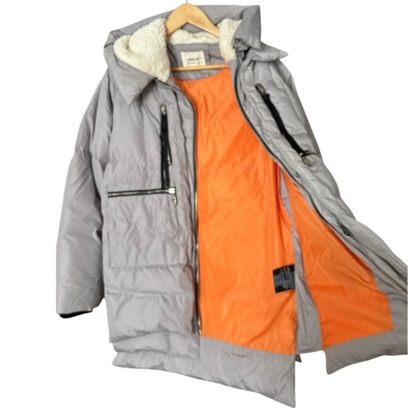 OROLAY, Women's Puffer Jacket/ Thickened Down Jacket, Size Medium - Picture 7 of 12